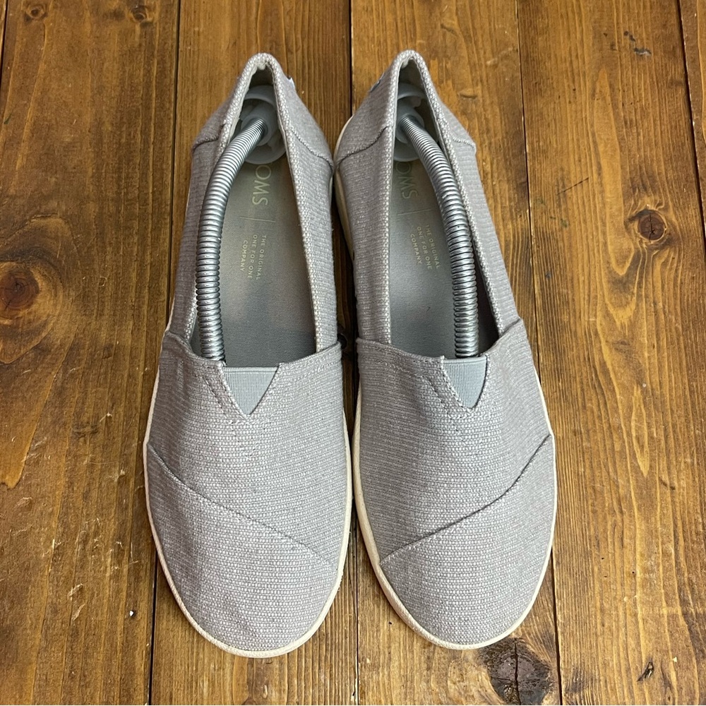 Toms Light Gray Slip-On Sneakers